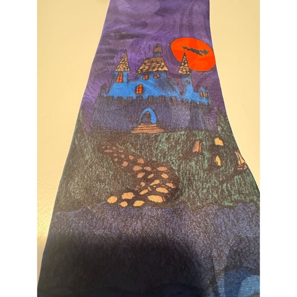 RARE Vintage Hallmark Halloween Tie – Dracula Fishing for Dead Fish – Made in US - Picture 8 of 10